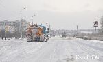 Новости » Общество: В Керчи тяжелая техника расчищает дороги