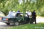 Новости » Криминал и ЧП: Задержали керчанина, который устроил стрельбу возле магазина и скрывался от милиции