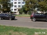 Новости: В Керчи на остановке АТС столкнулись две машины