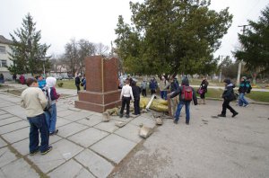 Анатолий Могилев призвал не устраивать «ленинопад» в Крыму