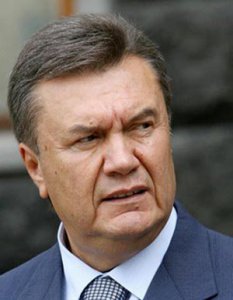 Виктор Янукович провел пресс-конференцию из Ростова-на-Дону (видео)