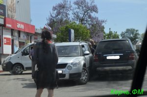 На Кирова в Керчи почти одновременно случилось два ДТП
