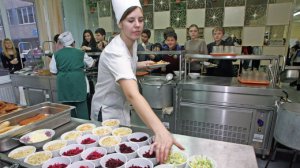 В Крыму для учеников младших классов сохранят бесплатное питание