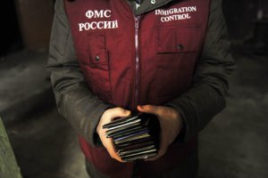В Крыму ФМС предлагает помощь беженцам
