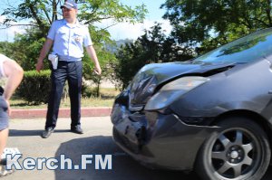 В Керчи на улице Чкалова - авария, движение затруднено