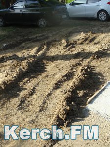 Керчане жалуются на состояние внутридомовых дорог в Аршинцево