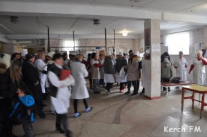 В детской больнице Керчи нет денег на зарплату медикам