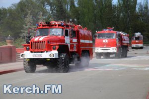 В Крыму обещают увеличить число пожарных частей и построить жилье для спасателей