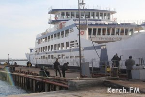 На Керченской переправе значительно снизился пассажиропоток