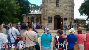 В Керчи православные отмечают Медовый спас