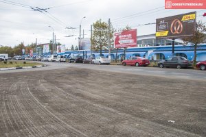 В разных районах Керчи приступили к ремонту дороги
