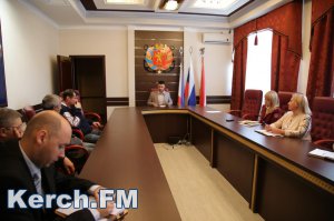 На совещании в керченском горсовете обсудили цены на хамсу