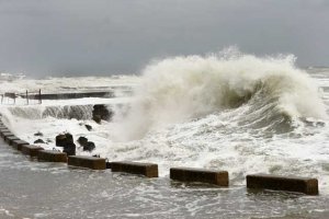 В Крыму на два дня опять прогнозируют сильный ветер