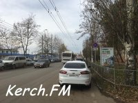 На Еременко в Керчи установили знаки запрещающие парковку автомобилей