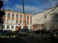 Во всех школах Крыма хотят заменить окна и кровлю за счет республиканского бюджета
