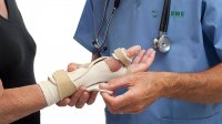 Травмы, переломы, растяжения, боли в мышцах или суставах – обращайтесь к травматологу-ортопеду