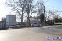 Новости » Общество: В Керчи полиция перекрыла въезд на набережную