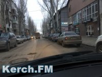Керчане просят не парковаться по обеим сторонам улицы Шлагбаумской