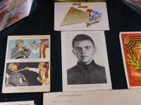 В Керчи открыли выставку открыток разных годов, посвящённых 23 февраля