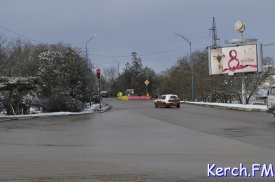 Новости » Общество: Выезд из Керчи на Чкалова перекрыли