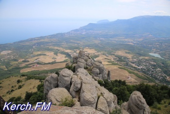 Крымские горы в июле – новые фото от керчан