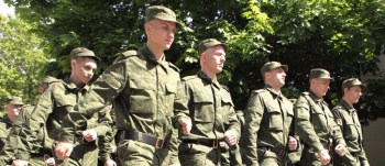 Около 2,5 тысяч крымчан отправились на военную службу в ходе весеннего призыва