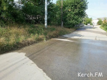 На улице Крупской произошёл прорыв водовода