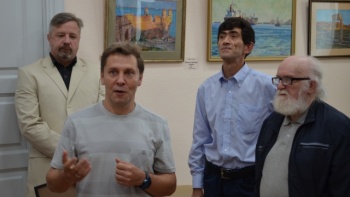 В Перми открылась выставка с картинами, посвященными Керчи