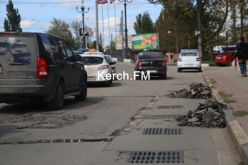 Новости » Общество: В Керчи на Самойленко дорогу подготовили к асфальтированию