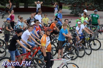 Новости » Общество: В субботу на полдня ограничат проезд на Митридат