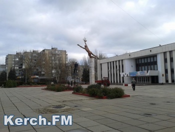 Новости » Общество: В ДК «Корабел» установили автоматическую систему оповещения при пожаре