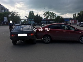 Вчера в Аршинцево столкнулись «ВАЗ» и «КИА»