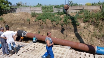 В Керчь на помощь водоканалу свои автоцистерны направили Красноперекопский, Феодосийский и Судакский филиалы