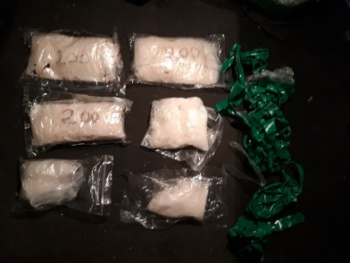 В Крыму сотрудники полиции изъяли почти 2 килограмма синтетических наркотиков
