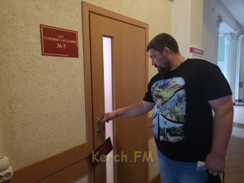 Керченский городской суд отказал Бороздину и иным истцам в удовлетворении иска против Глухова