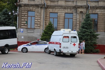 Новости » Общество: В России ужесточили наказание за непропуск машин скорой помощи