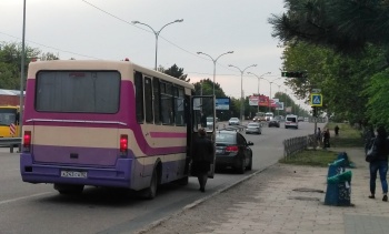 Новости » Общество: Керчанам предлагают сообщать в Минтранс о нелегальных перевозках