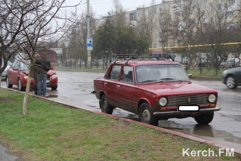 Новости » Общество: В РФ могут запретить авто преклонного возраста