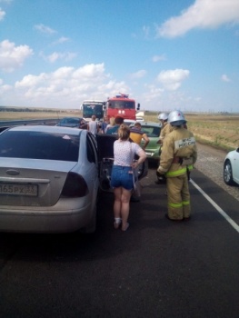 Новости » Общество: За сутки в Крыму в ДТП погибли двое и пострадали 12 человек