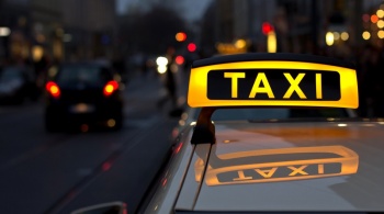 Набирали кого попало: прокуратура запретила предпринимателю искать водителей в «Pick up taxi»