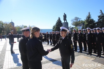 Новости » Общество: Завтра в Керчи пройдет посвящение в курсанты КГМТУ