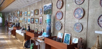 Выставка декоративно-прикладного искусства открылась в Керчи
