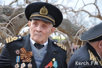 Сегодня в Крыму начнут перечислять спецвыплату ветеранам войны