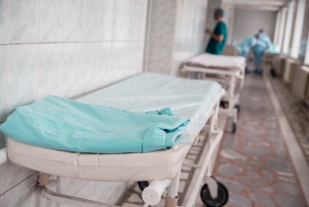 За сутки в Крыму сняли с меднаблюдения по коронавирусу 327 человек