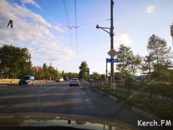 В Керчи незаконно штрафуют водителей