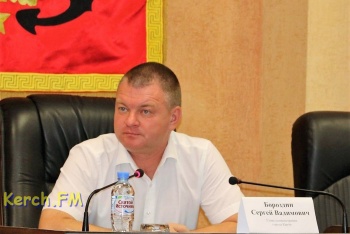 Сергей Бороздин призвал керчан строго соблюдать масочный режим