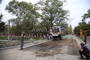 На ул. Фурманова в Керчи перекрыли дорогу