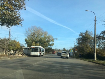 В Аршинцево продолжают появляться новые остановочные павильоны