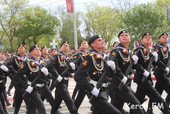 Аксенов  снял ограничения на массовые мероприятия в День Победы