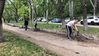 Новости » Общество: Керчан снова зовут на субботник